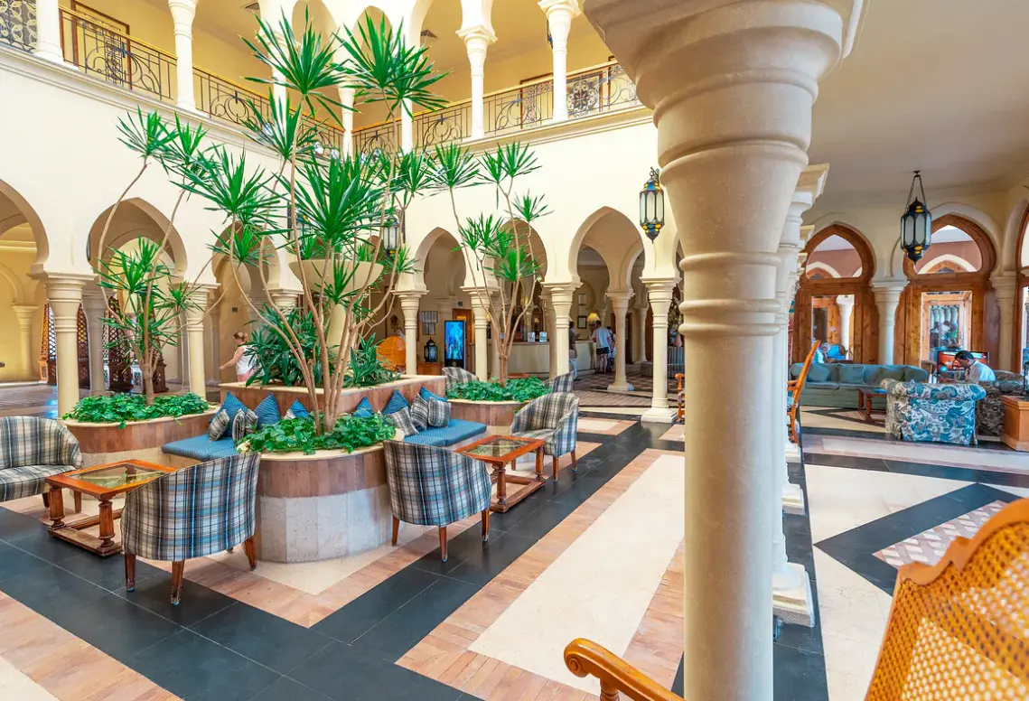 Lobby hotelu Red Sea Grand Makadi (Makadi Bay)