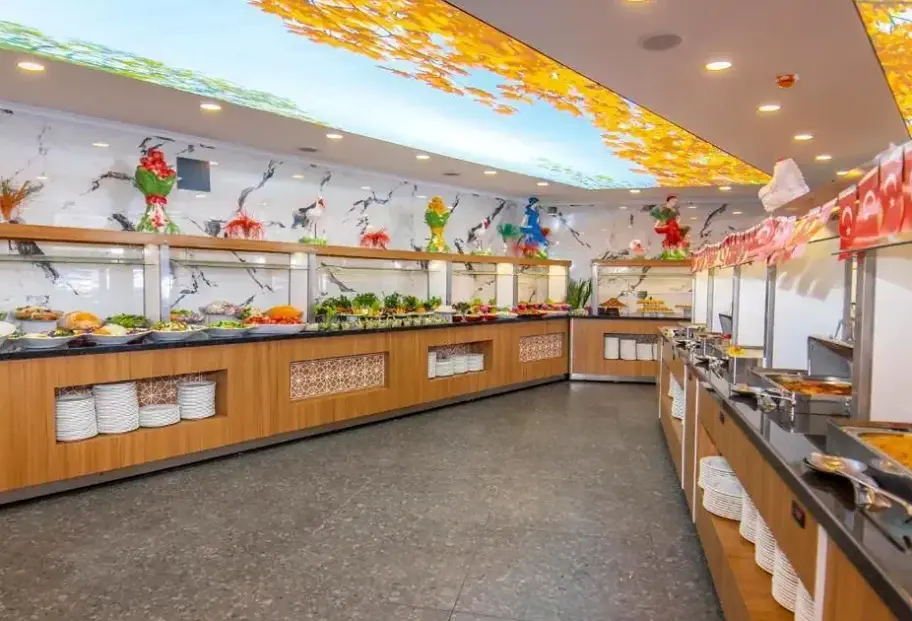 Restauracja i jedzenie w hotelu Relax Beach (Alanya)