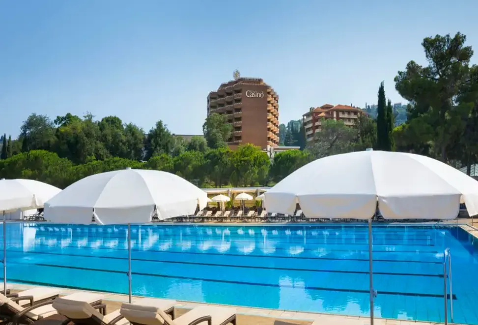Basen w hotelu Remisens Premium Casa Bel Moretto (ex Barbara)