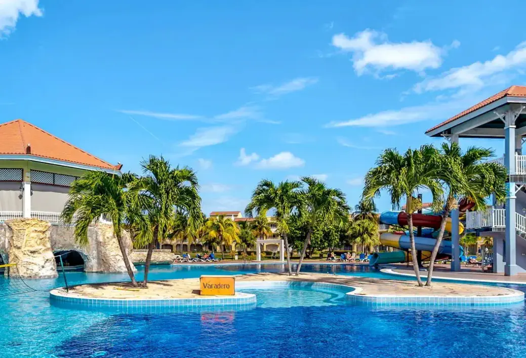 Basen w hotelu Resonance Musique Varadero