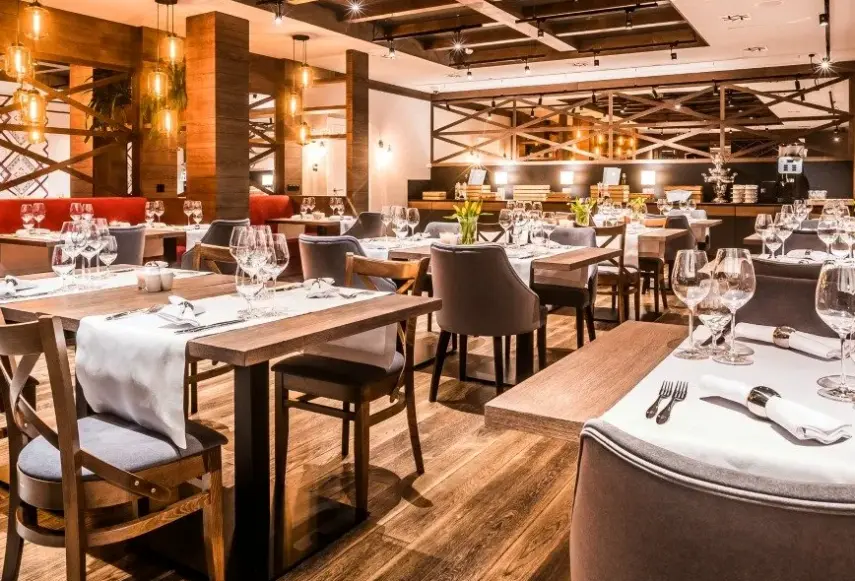 Restauracja i jedzenie w hotelu Rezydencja Nova (ex. Rezydencja Gubałówka)