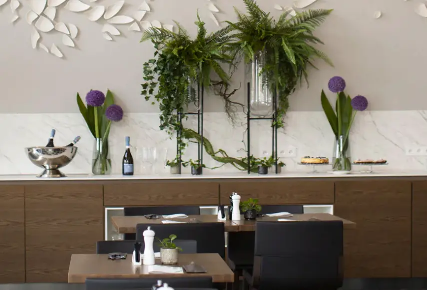 Restauracja i jedzenie w hotelu Rezydencja Sowa