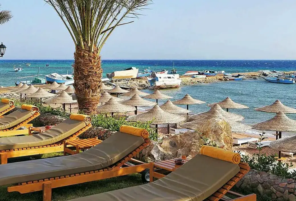 Plaża przy hotelu Royal Star Beach Resort (ex Three Corners)
