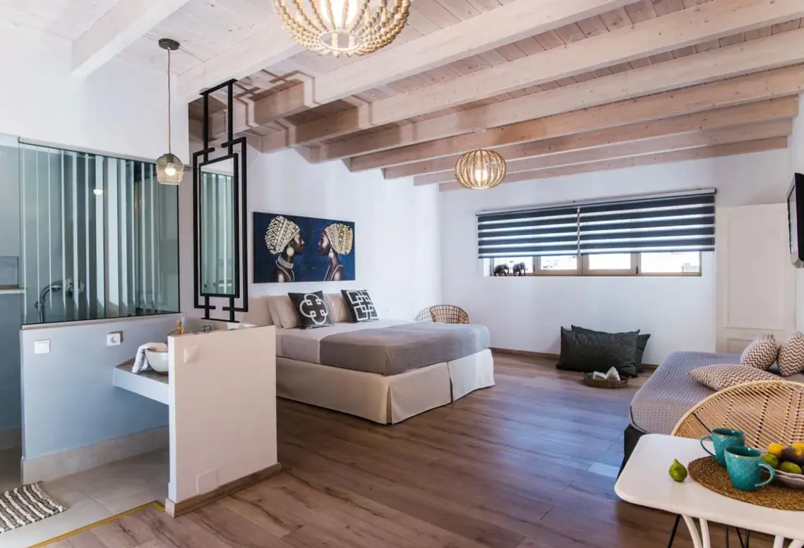 Pokój w hotelu Sarpidon Apartments