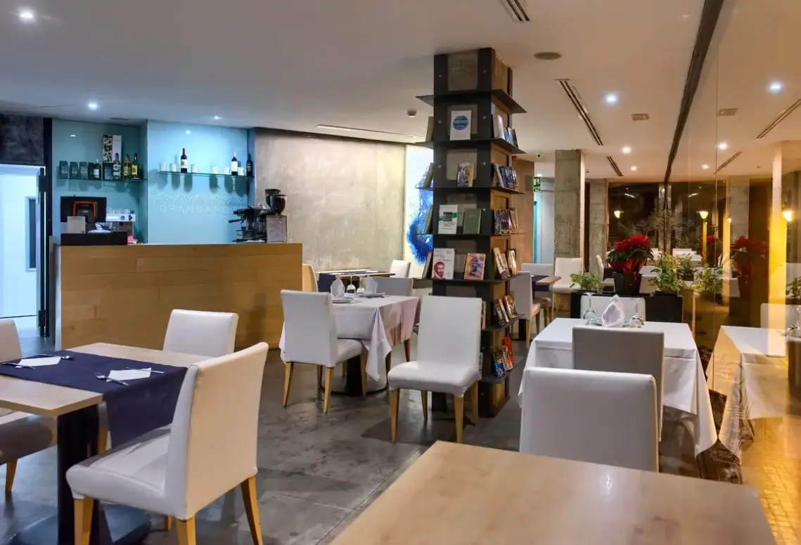 Restauracja i jedzenie w hotelu Sea You Port Valencia