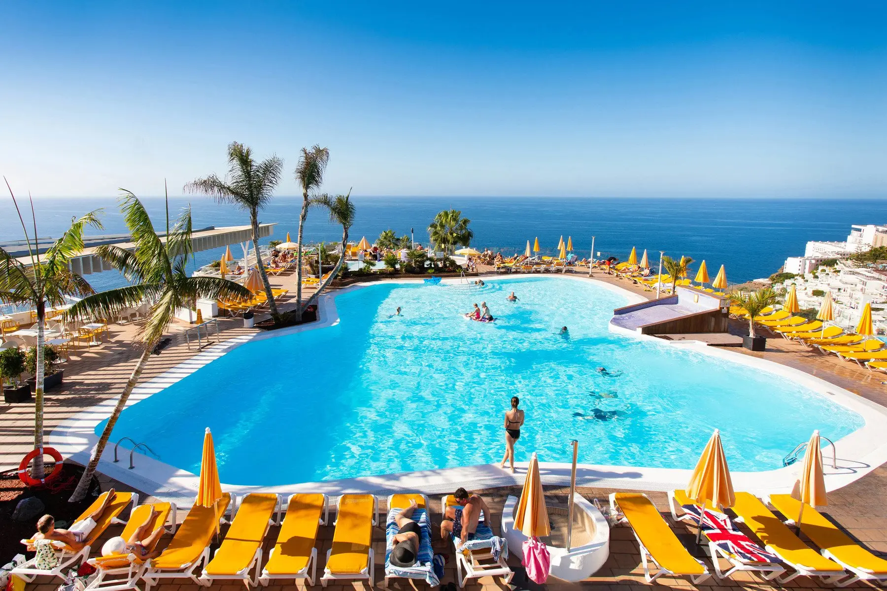 Basen w hotelu Servatur Riosol