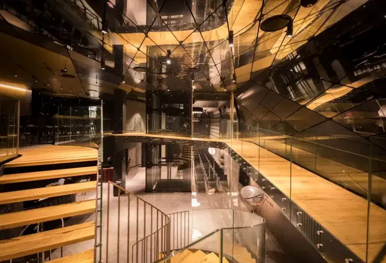 Lobby hotelu Silken Saaj Las Palmas
