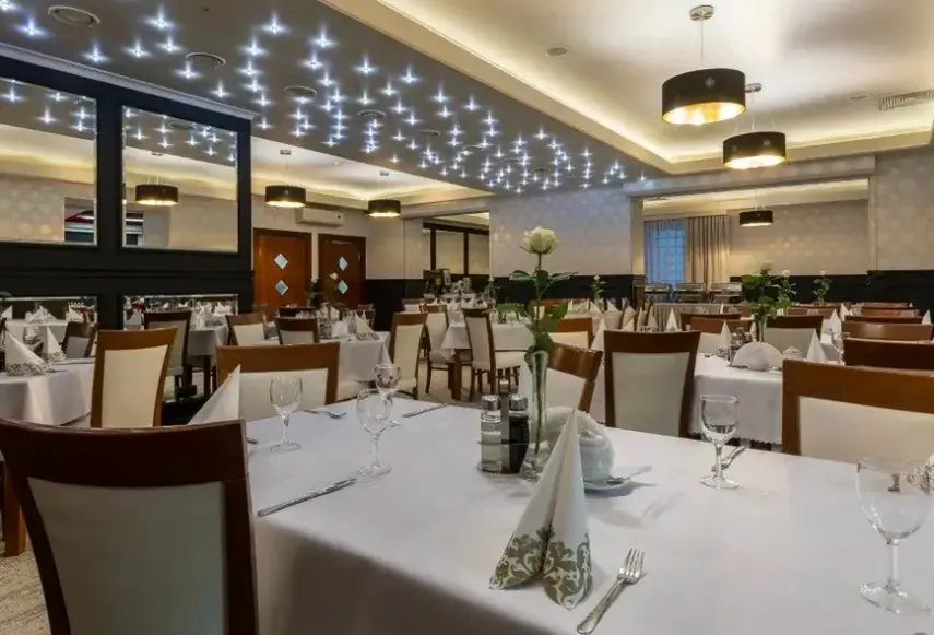Restauracja i jedzenie w hotelu Skalite SPA & Wellness