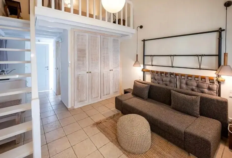 Pokój w hotelu Smy Santorini Suites & Villas
