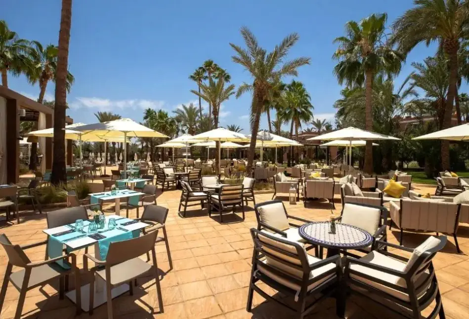 Basen w hotelu Sol Oasis Marrakech