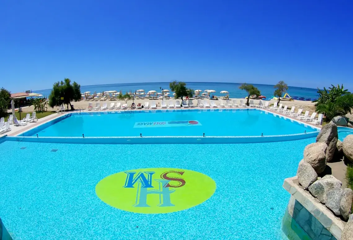 Basen w hotelu Sole Mare