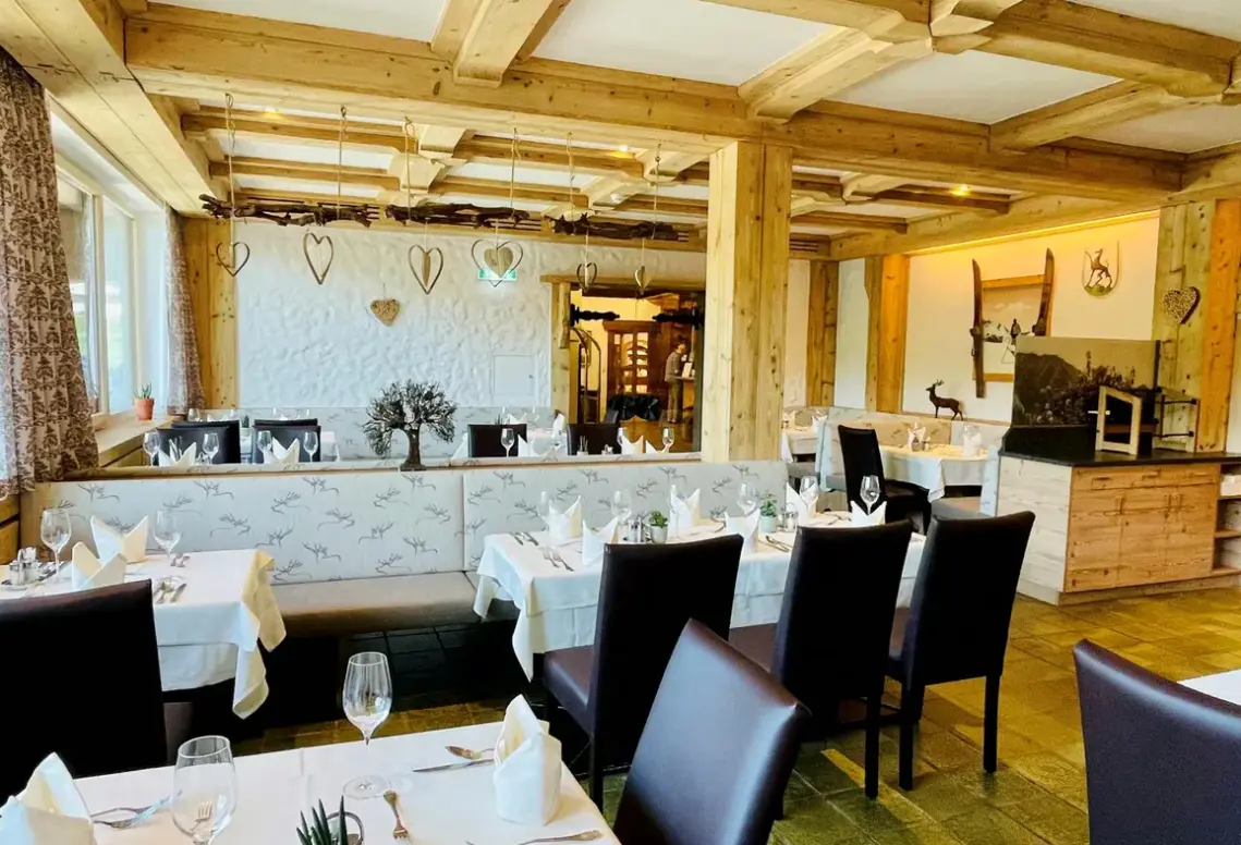 Restauracja i jedzenie w hotelu Sonnalp (Kirchberg in Tirol)