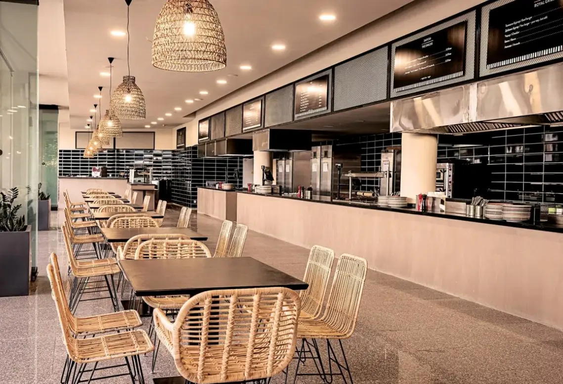 Restauracja i jedzenie w hotelu Sunny Beach Club (ex Cook's Club)