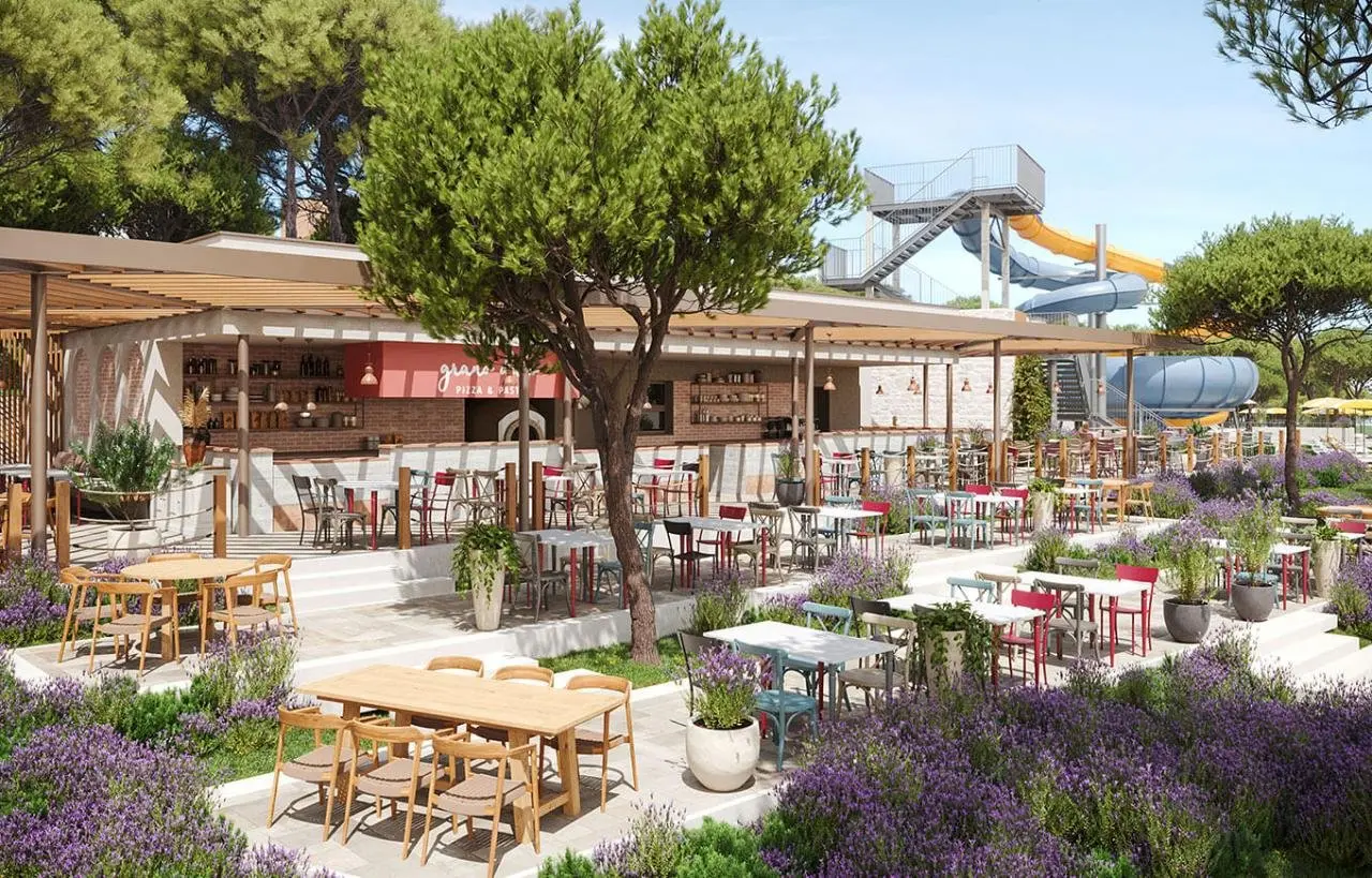 Restauracja i jedzenie w hotelu Sunny Makarska by Valamar