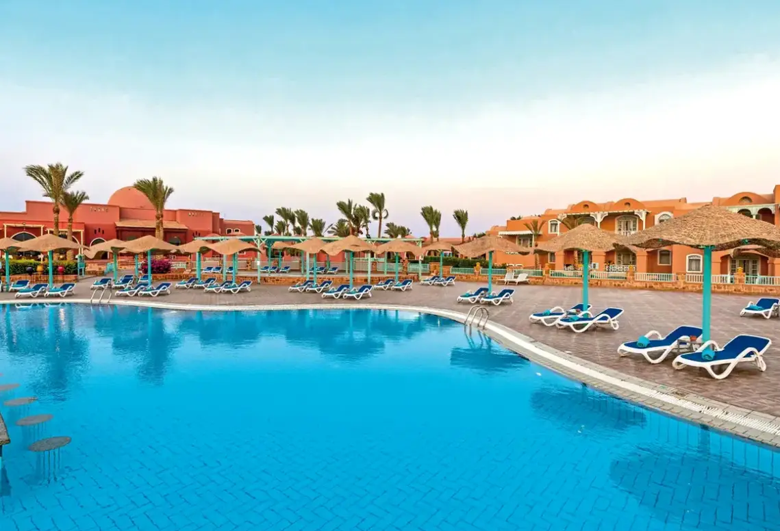 Basen w hotelu Swissotel Resort El Quseir