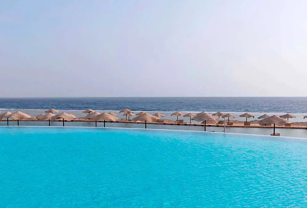 Basen w hotelu Swissotel Resort El Quseir