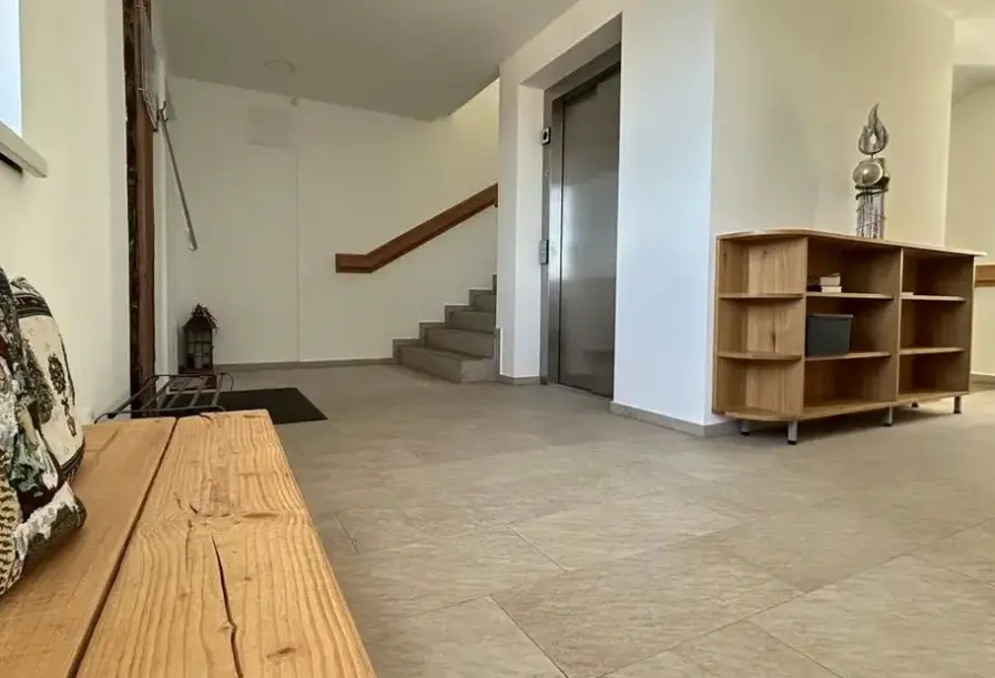 Lobby hotelu Turrach Suites 410 by Alps Resorts