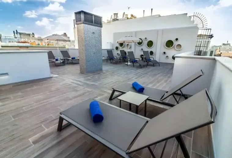 Basen w hotelu Urban Sea Holiday Homes (ex. Bex)
