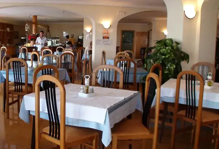 Restauracja i jedzenie w hotelu Vibra Maritimo (Ibiza)