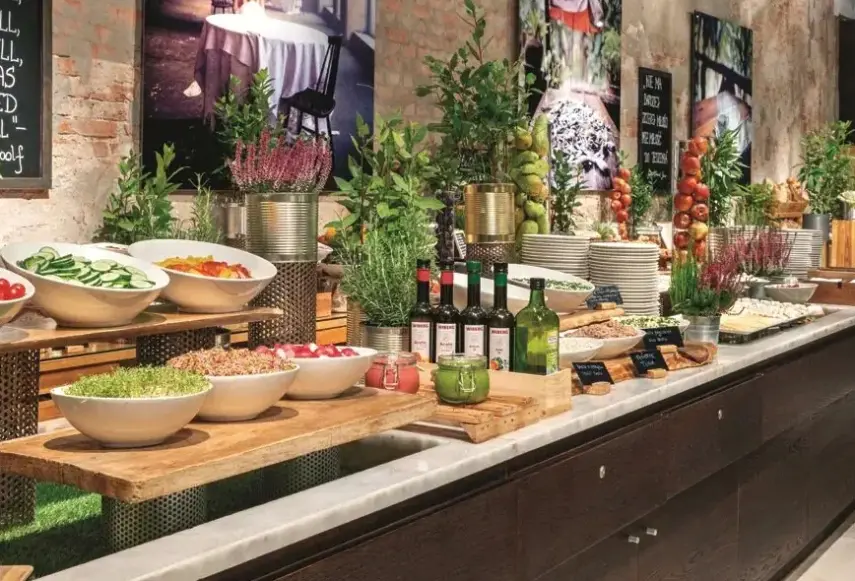 Restauracja i jedzenie w hotelu Vienna House Andel's Lodz