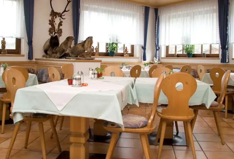Restauracja i jedzenie w hotelu Wasserfall (Fusch)