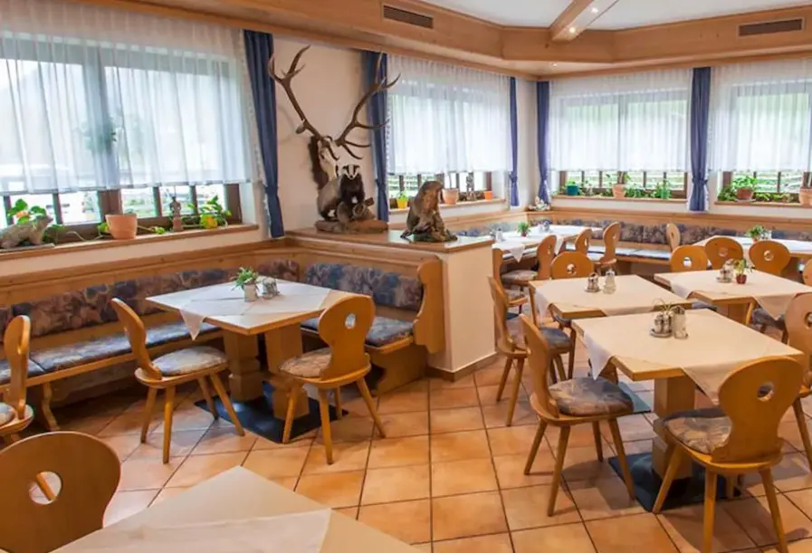 Restauracja i jedzenie w hotelu Wasserfall (Fusch)