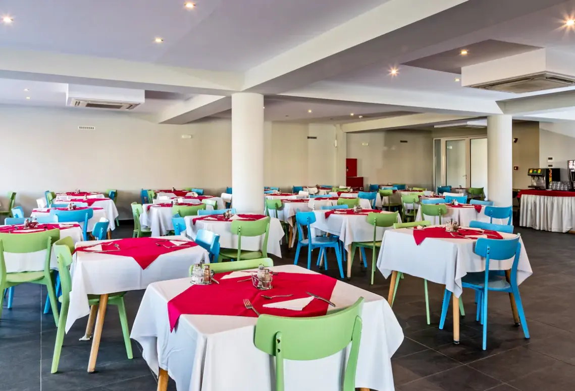 Restauracja i jedzenie w hotelu White Olive Premium (ex President Premium Complex)