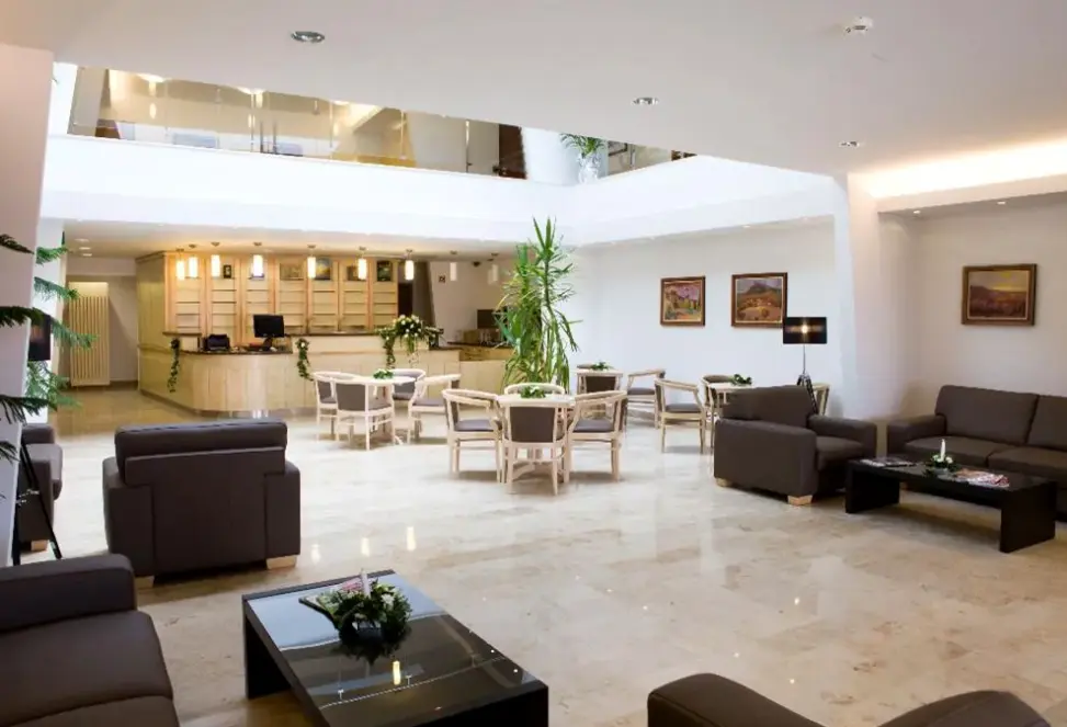 Lobby hotelu Zenit Balaton