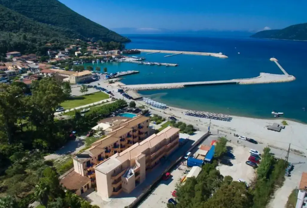 Hotel Akroyiali Resort