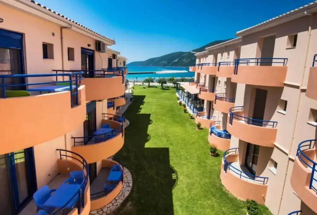 Obiekt hotelu Akroyiali Resort