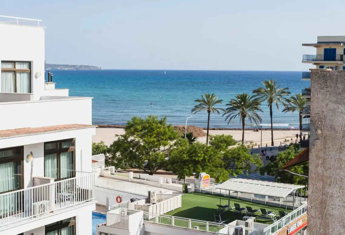 Widok z hotelu Amic Miraflores