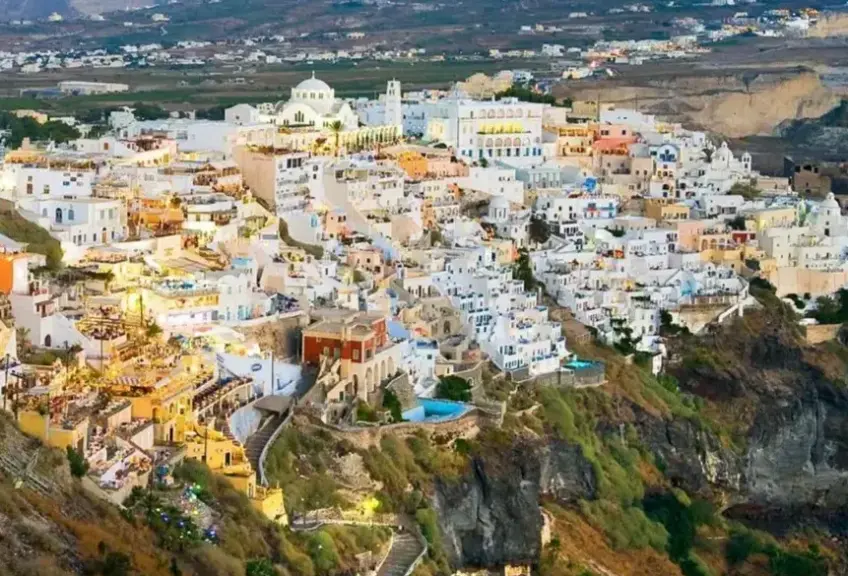 Widok z hotelu Anamar Santorini