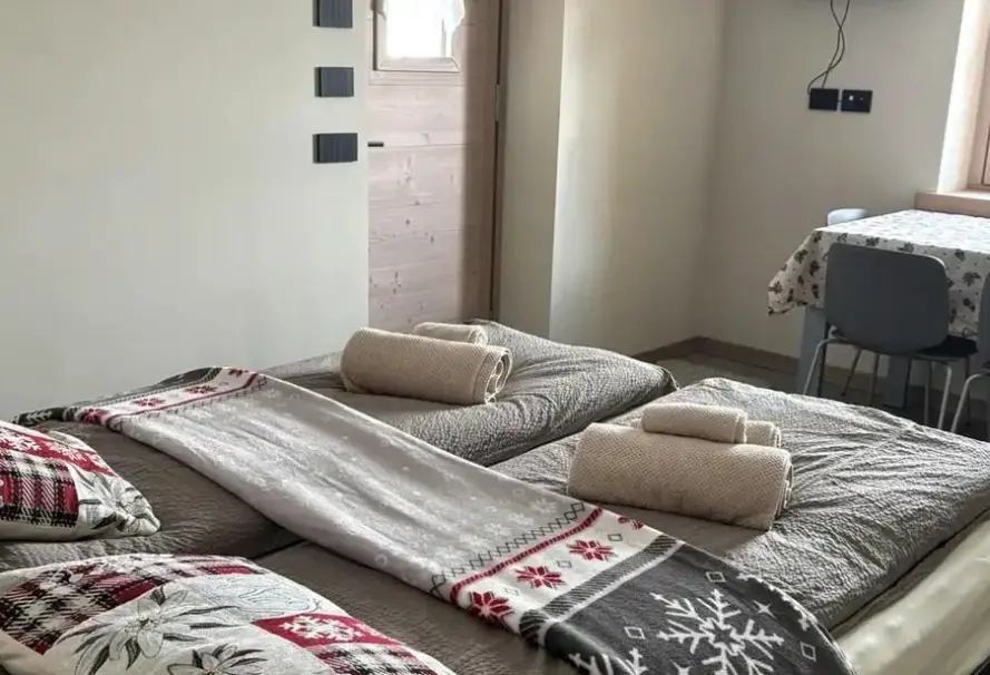 Pokój w hotelu Appartamenti Alpinea