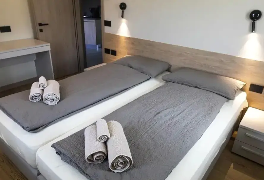 Pokój w hotelu Appartamenti Alpinea
