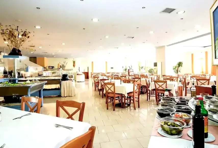 Restauracja i jedzenie w hotelu Aqualand Resort