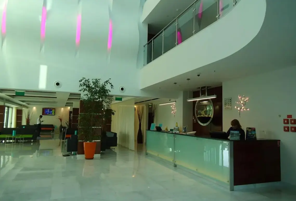 Lobby hotelu Aquashow Park