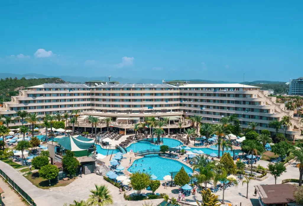 Hotel Armas Pemar Beach Resort