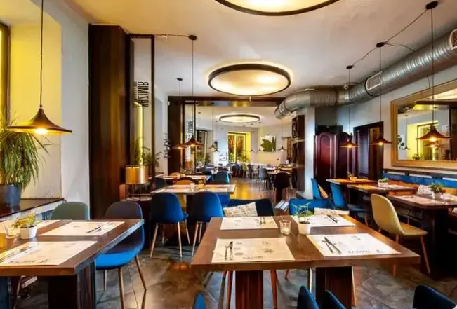 Restauracja i jedzenie w hotelu Armon Residence
