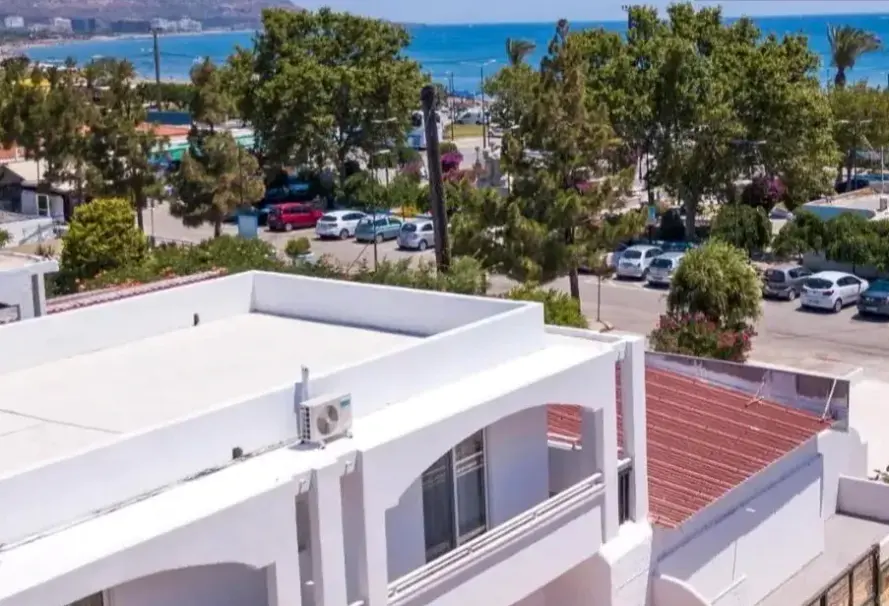 Hotel Atma Beach Rooms & Suites