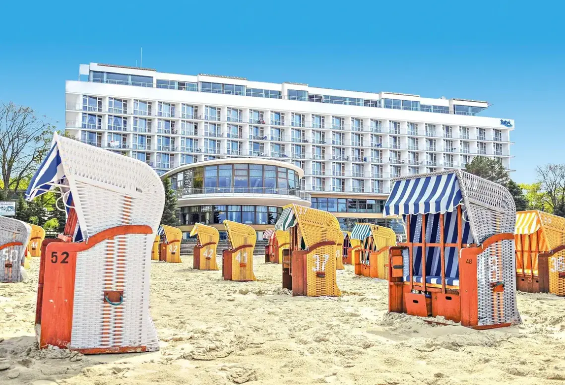 Plaża przy hotelu Bałtyk Sanatorium Uzdrowiskowe