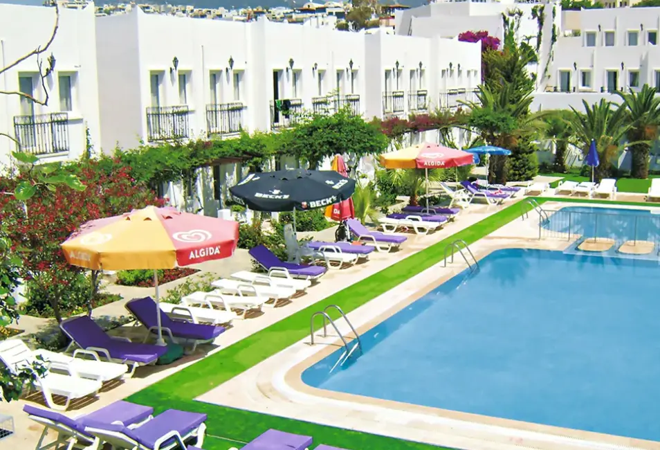 Basen w hotelu Baba (Gumbet)