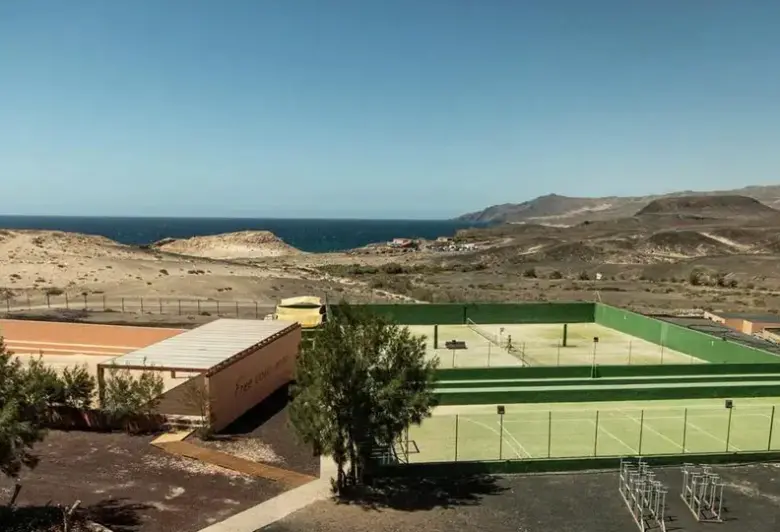 Obiekt hotelu Bakour La Pared