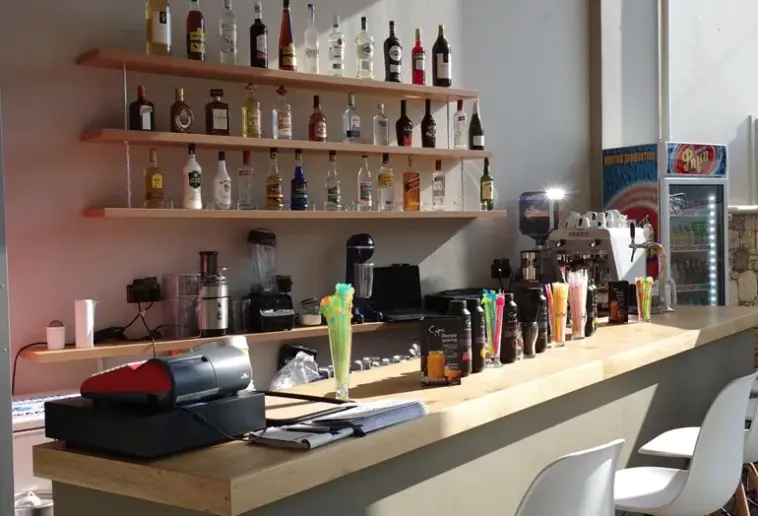 Restauracja i jedzenie w hotelu Bali Diamond