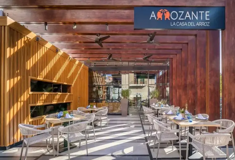Restauracja i jedzenie w hotelu Barcelo Murcia Siete Coronas (ex. Silken Siete Coronas)