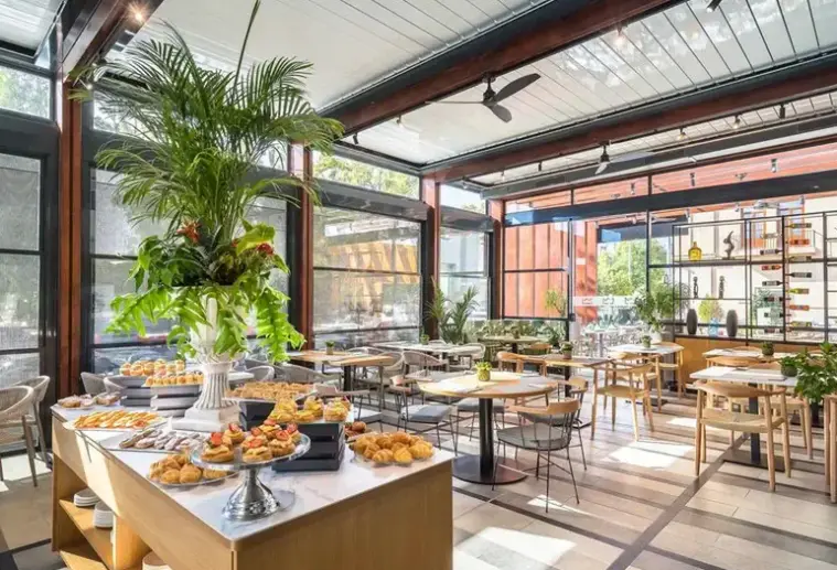 Restauracja i jedzenie w hotelu Barcelo Murcia Siete Coronas (ex. Silken Siete Coronas)