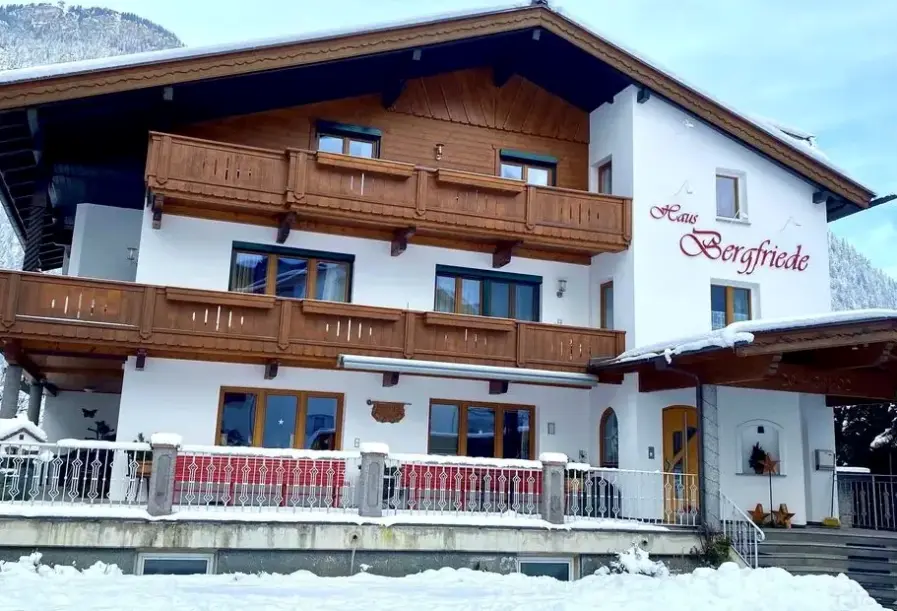 Hotel Bergfriede Pensjonat