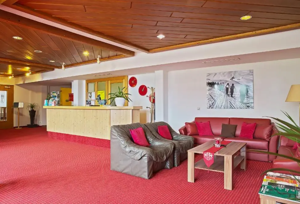 Lobby hotelu Berghof Nassfeld