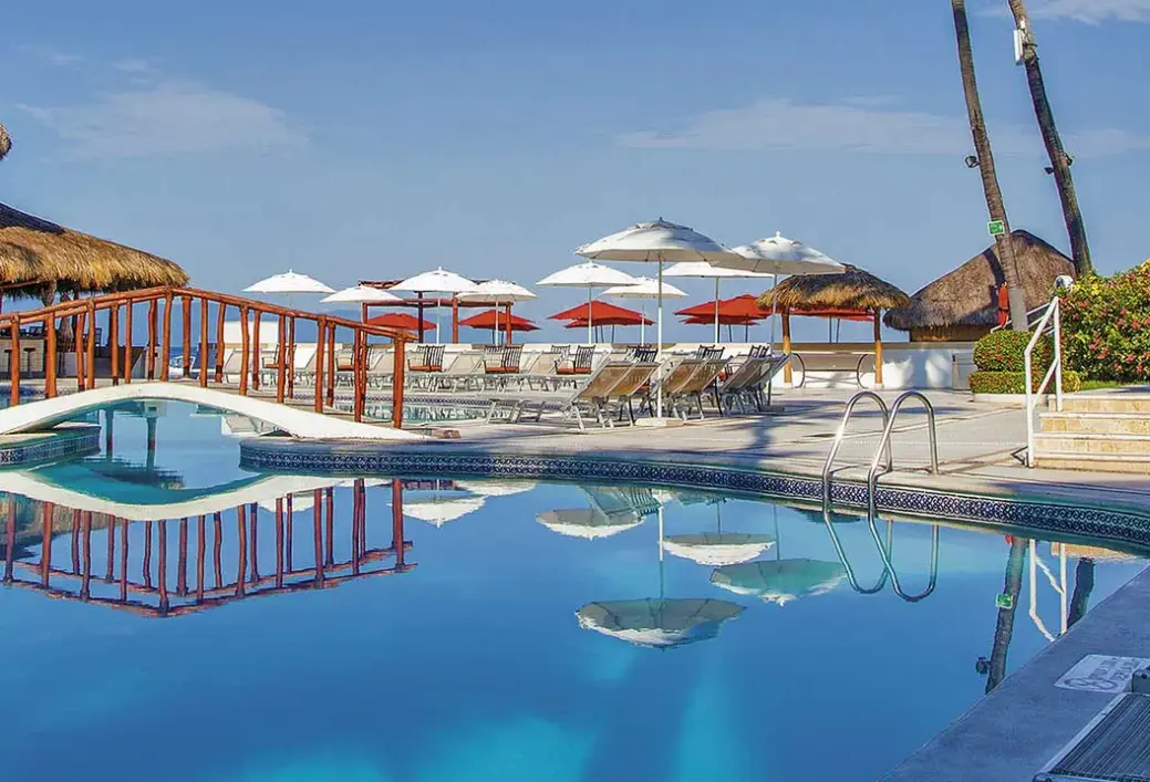 Basen w hotelu Buenaventura Grand Hotel & Spa