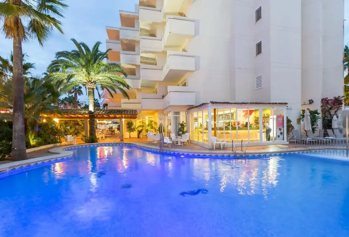 Hotel Cabot Cap de Mar w Hiszpania (Majorka) - oferta last minute
