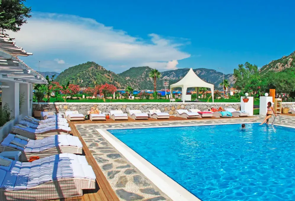 Basen w hotelu Casa & Blanca Beach